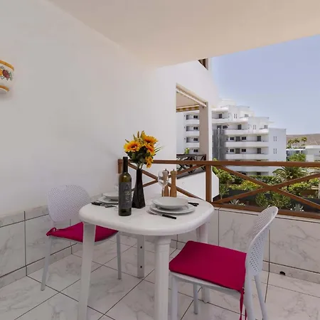 San Marino 41 - Los Cristianos (Tenerife)